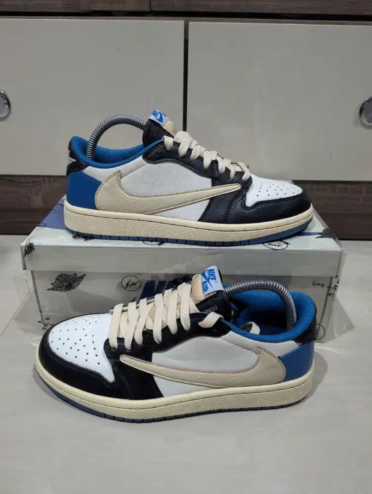 Sepatu Air Jordan Travis Scott PRELOVED size 40