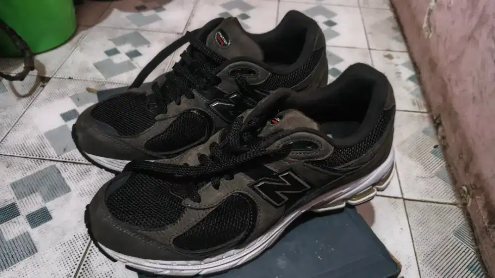 Sepatu Original New Balance ML2002RB