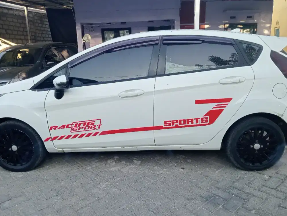 Jual sambil dipakai