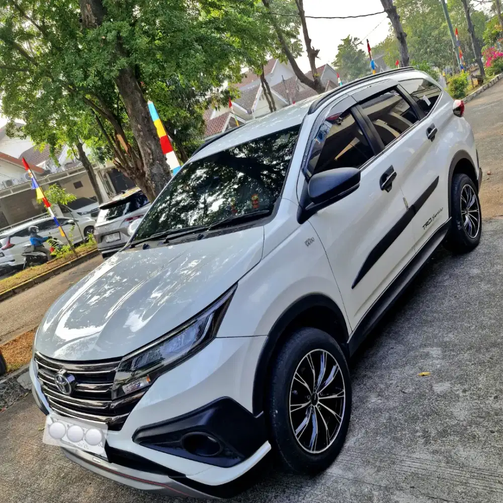 Rush TRD Sportivo 2019 AT