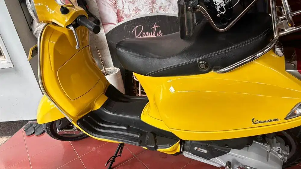 jual motor vespa like new