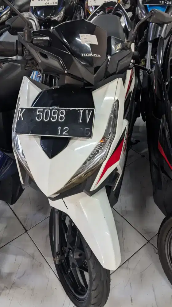 Vario 125  led 2017