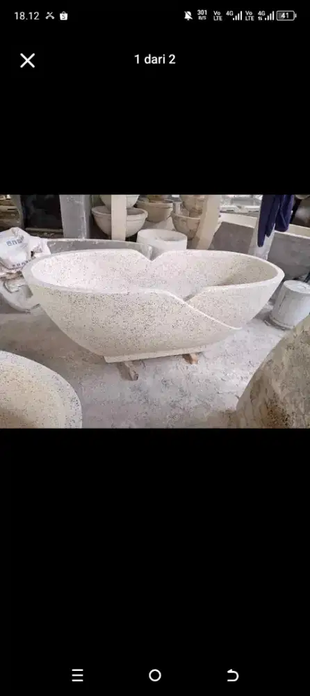 Bathtub terazzo