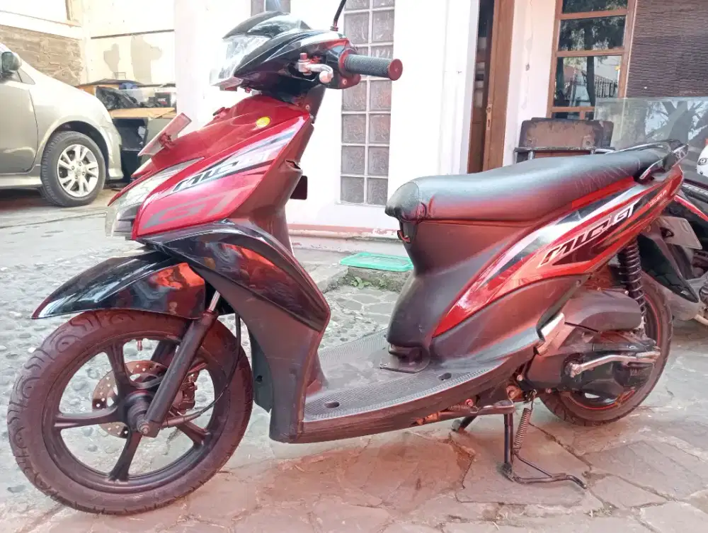 Jual Mio GT warna merah kondisi mulus orisinil 2014