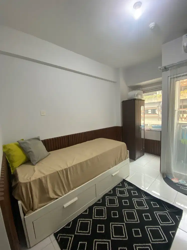Disewakan : Tahunan/ Min.6 Bulan Apartment Emerald Bintaro type Studio