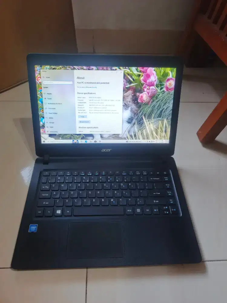 Laptop Acer Ram 10gb windows 10 siap pake ktk mnus (bs nego)