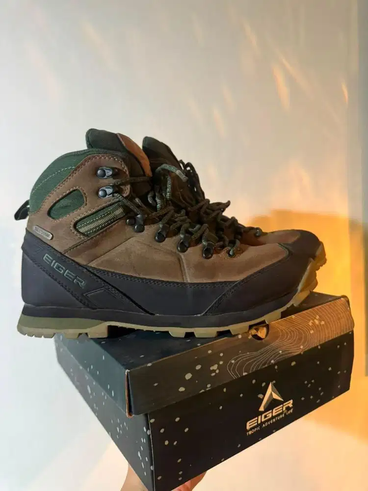 Sepatu Hiking Eiger Cayman Lite