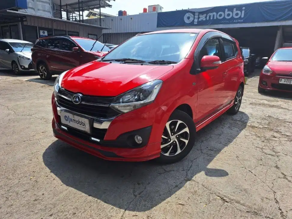 LOW DP Daihatsu Ayla 1.2 R Deluxe Bensin-AT 2018 SAM