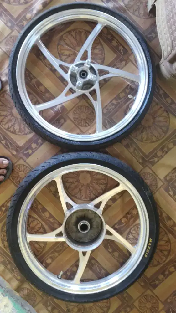 Velg rossi ring17 Vario125/150