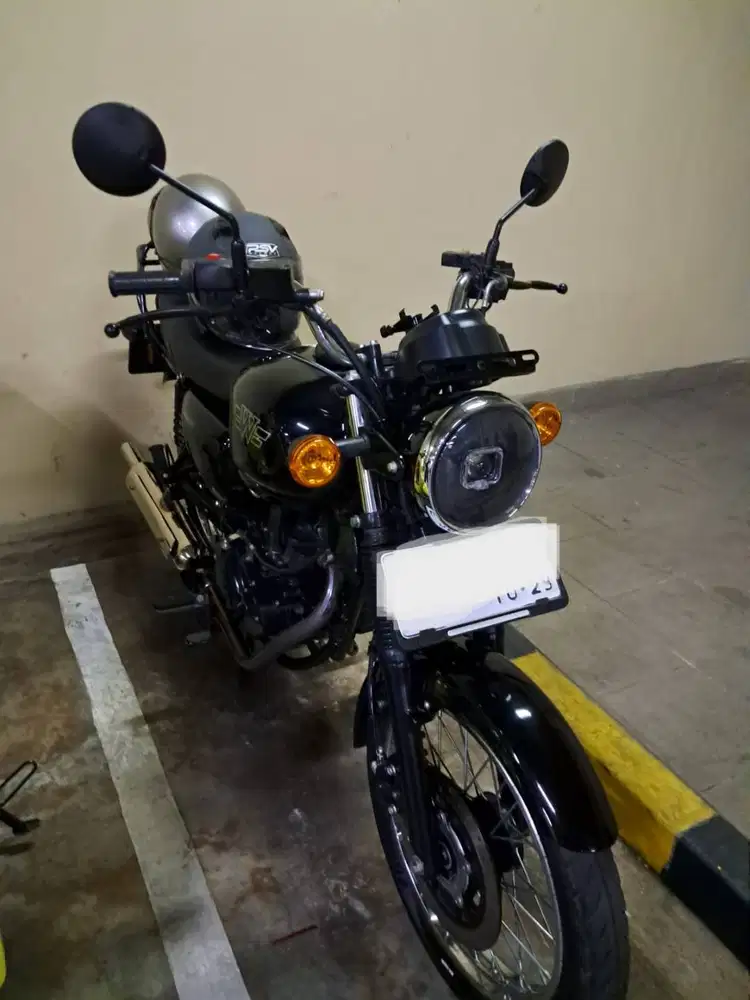 Kawasaki W175 2024 CBU