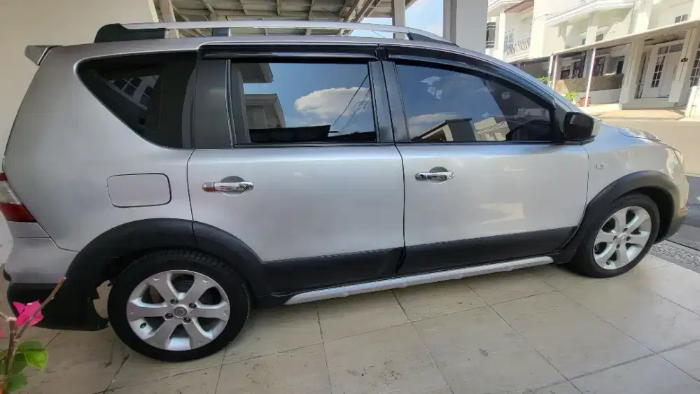 Dijual Nissan grab livina x Gear 2014