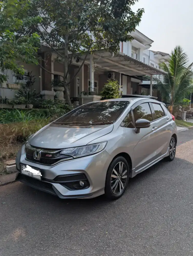 Dijual cash murah Honda Jazz RS CVT 2018