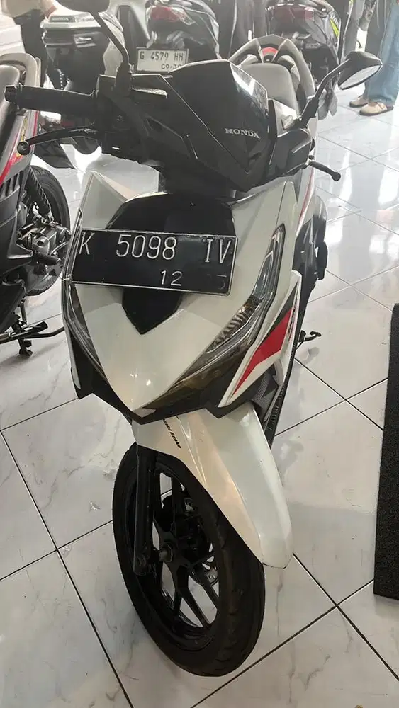 Vario 125 led old