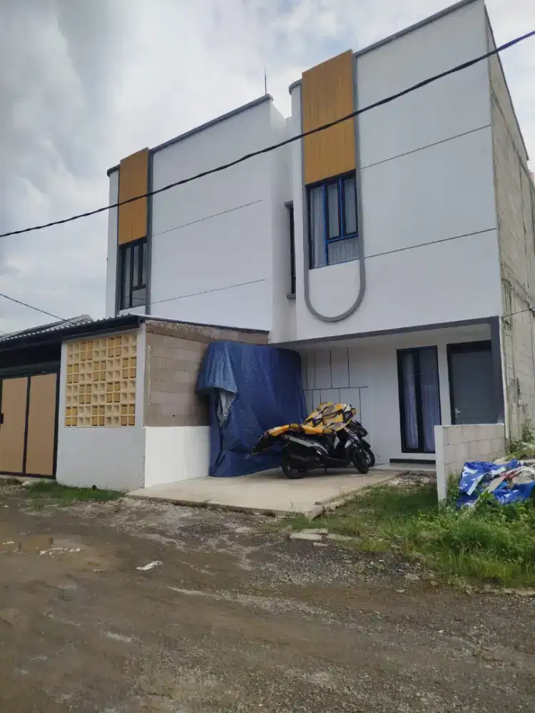 Dijua rumah 2.lantai di bandung dekat pusat kota legalitas SHM