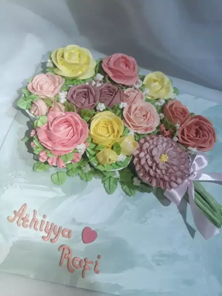 Kue Anniversary / ulang tahun buket bunga