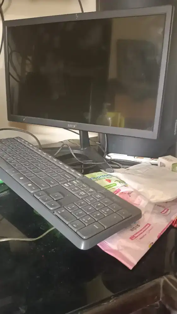 Monitor & kybord bekas