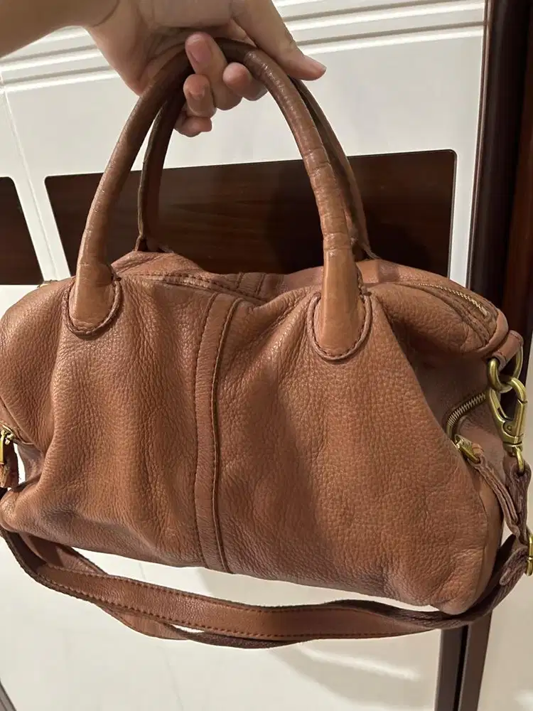 Preloved Tas Fossil