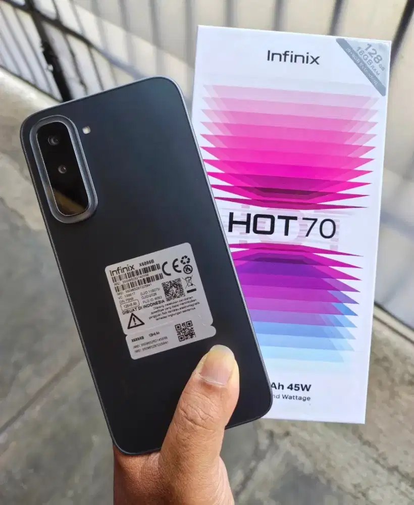 (3 Minggu Pakai) Infinix Hot 70 (8/128) Like New