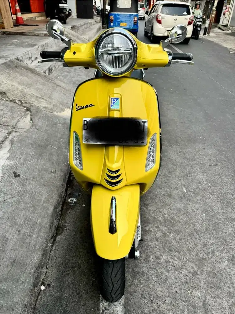 Dijual cepat Vespa Primavera i Gets 150