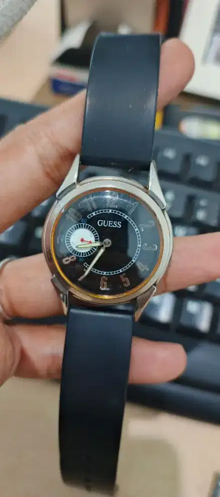 Jam tangan guess vintage 1996 ori