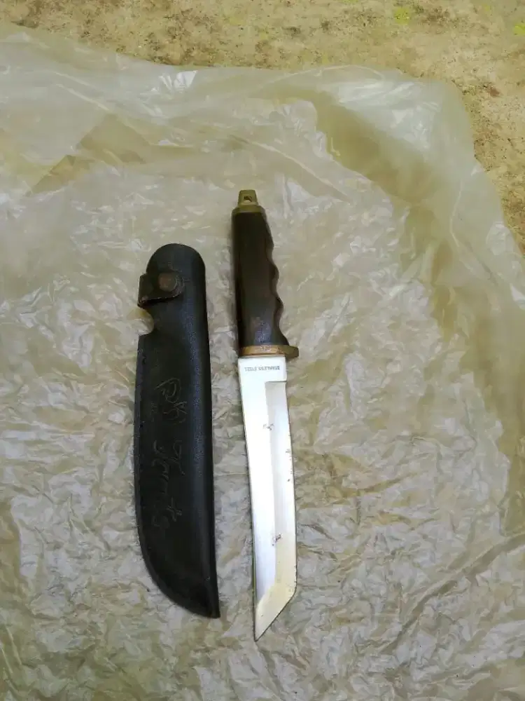 Pisau Berburu (Hunting Knife)
