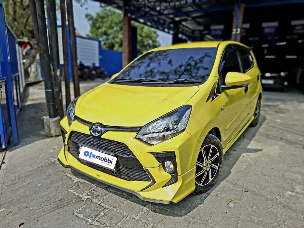 Low Km - Toyota Agya 1.2 GR Sport bensin AT 2021