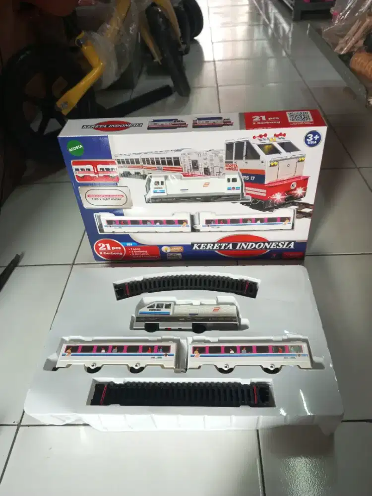 Mainan Anak Kereta Indonesia baterai