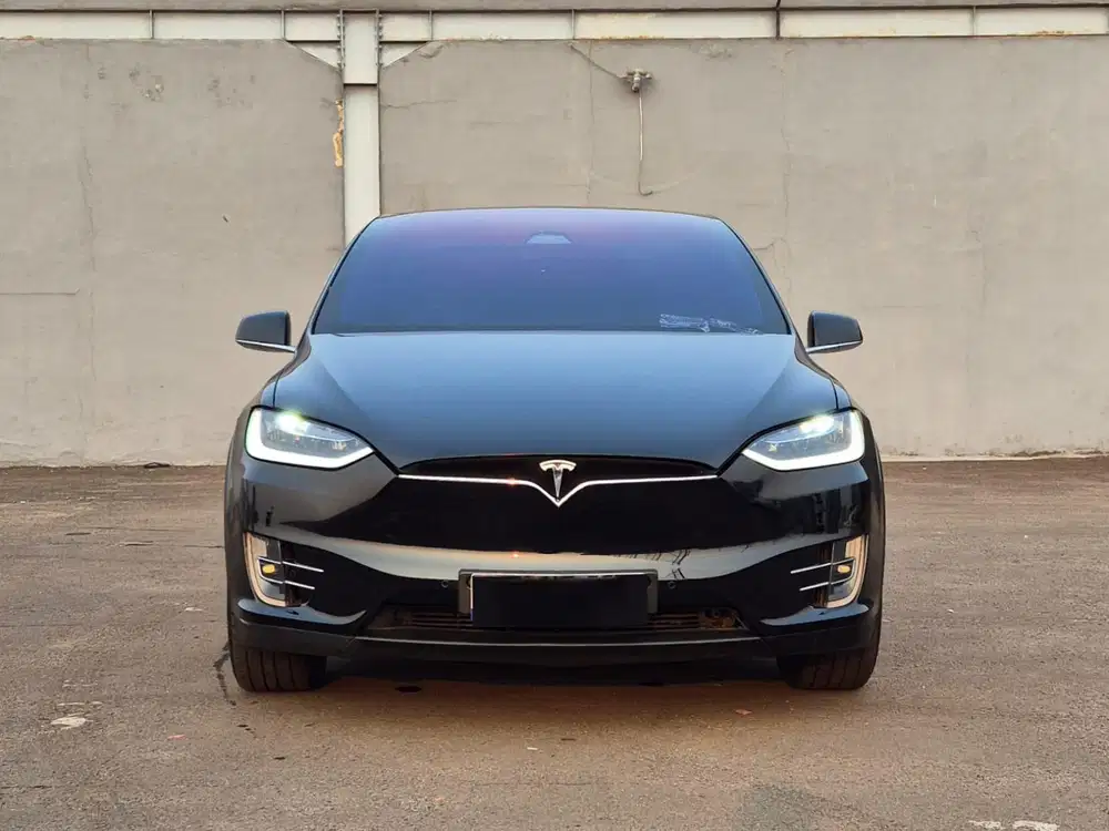 Tesla Model X 2018 low km record
