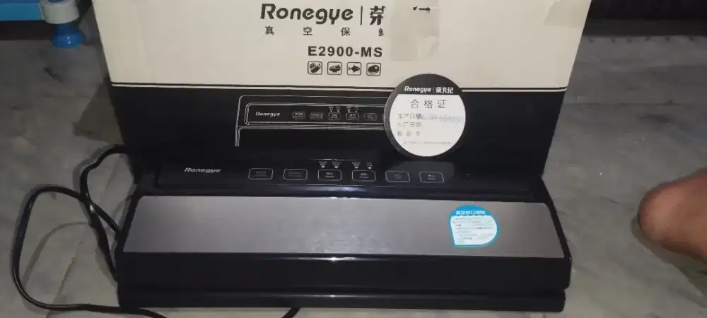 RONEGYE Vacuum Sealer  E-2900 MS