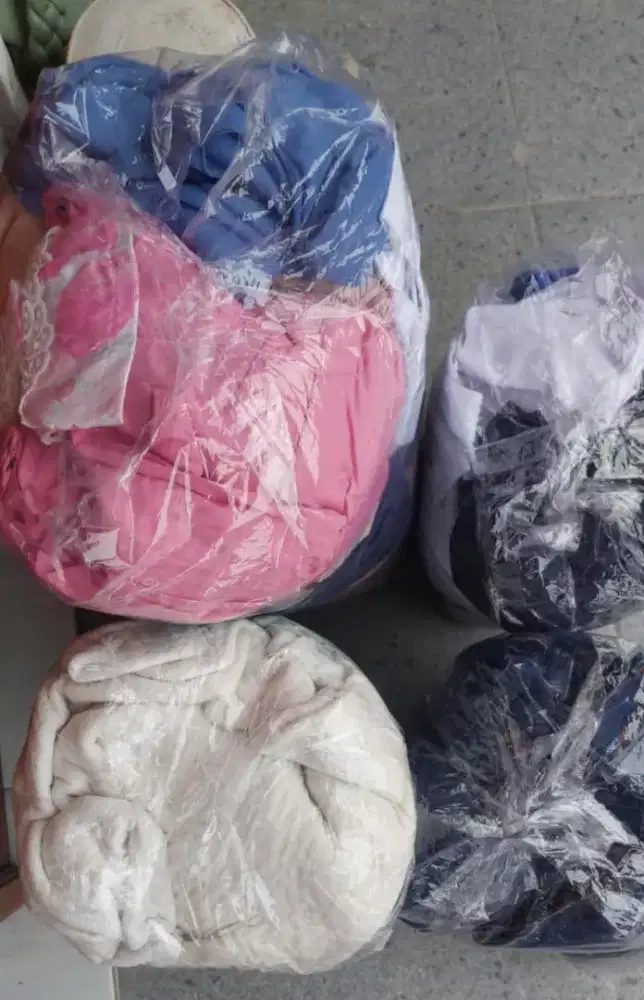 CARI FREELANCE SETRIKA PACKING TETAP