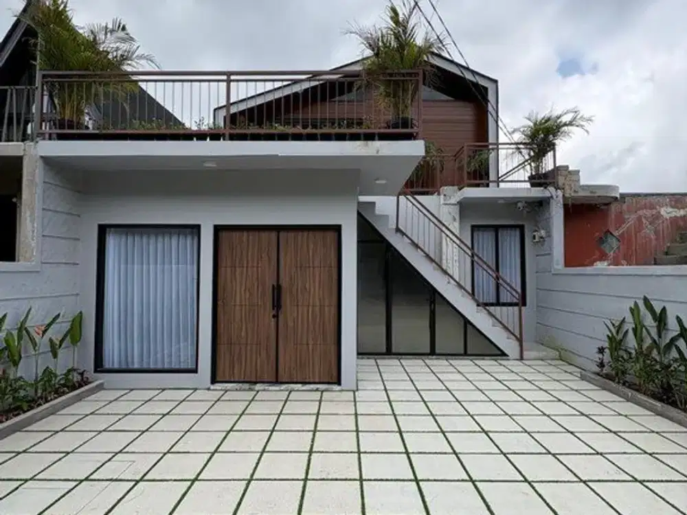 Villa 2 Lantai dengan View Danau Buyan Dijual di Pancasari, Bedugul