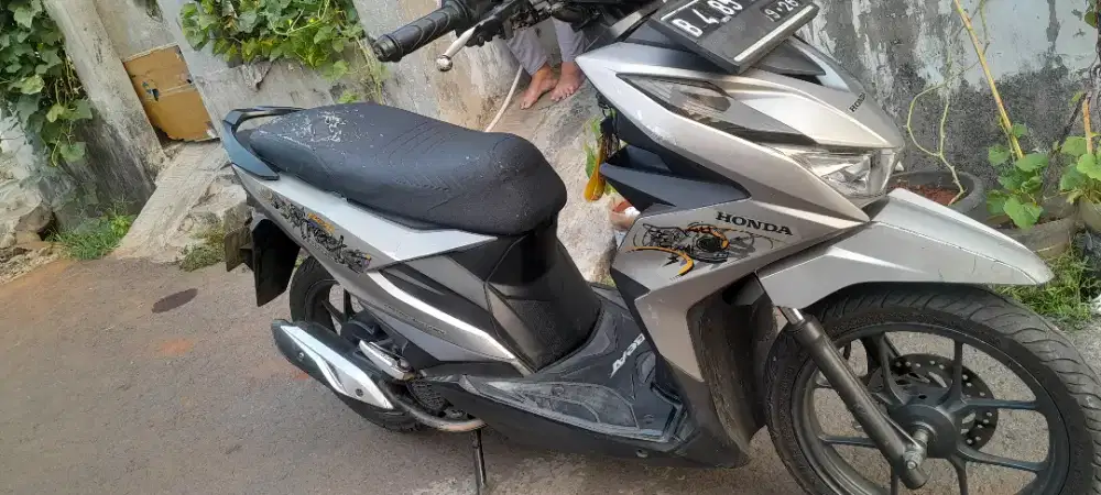 Di jual honda beat street atas nama sendiri dari baru