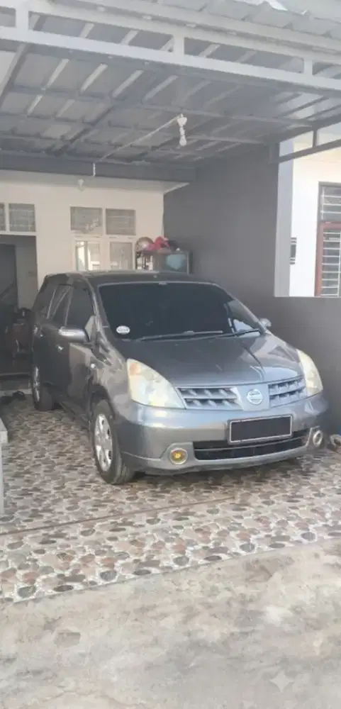 Nissan Livina 2008 jual cepat