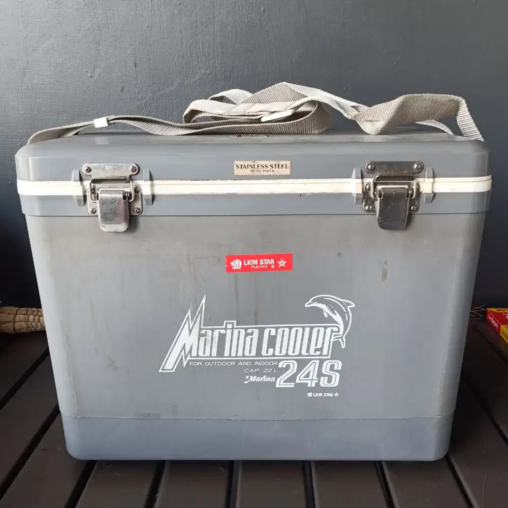 Marina Cooler box 24 S merk Lion Star kotak pendingin