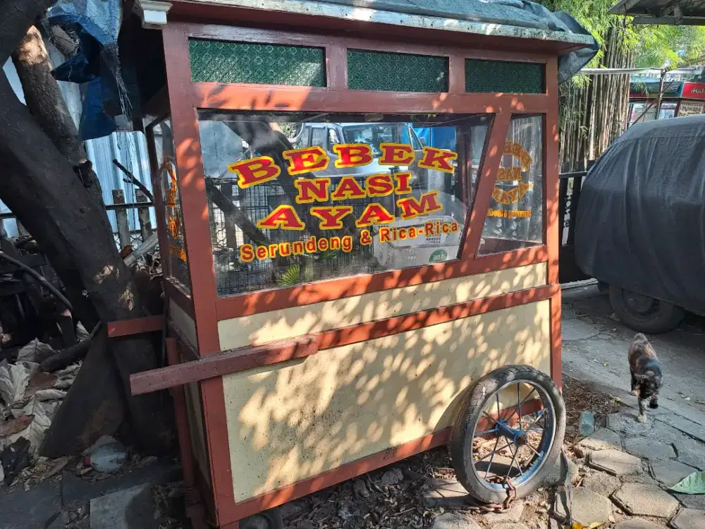 Dijual cepat. Gerobak nasi bebek