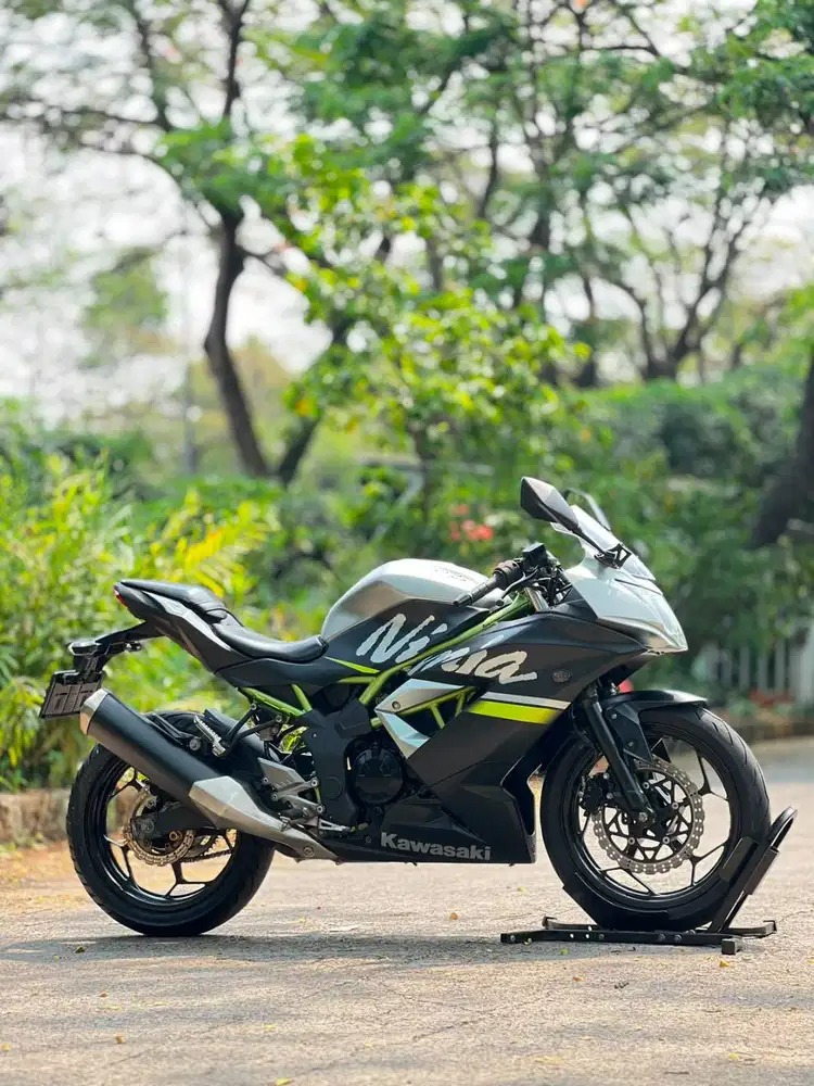 KAWASAKI NINJA MONO 250 SL 2019 BLACK KM LOW PAJAK ON SUPER MULUS