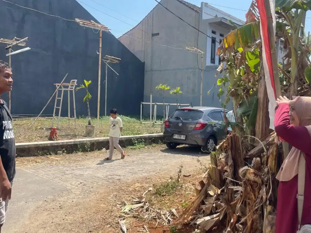 Tanah murah 80 metran dari pom  bensin patemon UNNES gunungpati