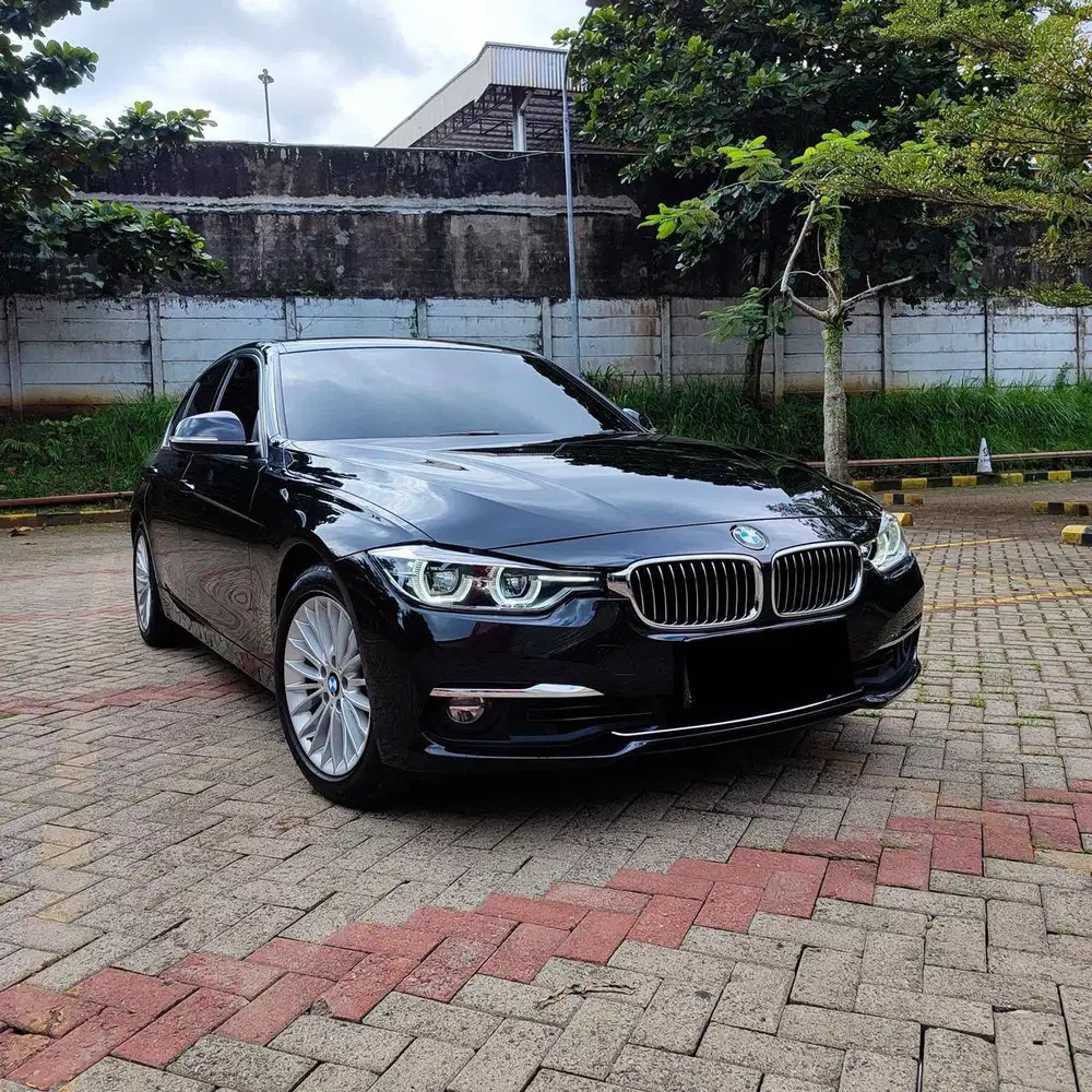 2018 BMW F30 320i Luxury Line 2.0 AT