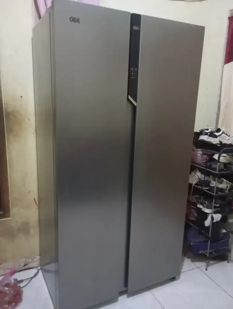 Kulkas 2pintu SBS GEA