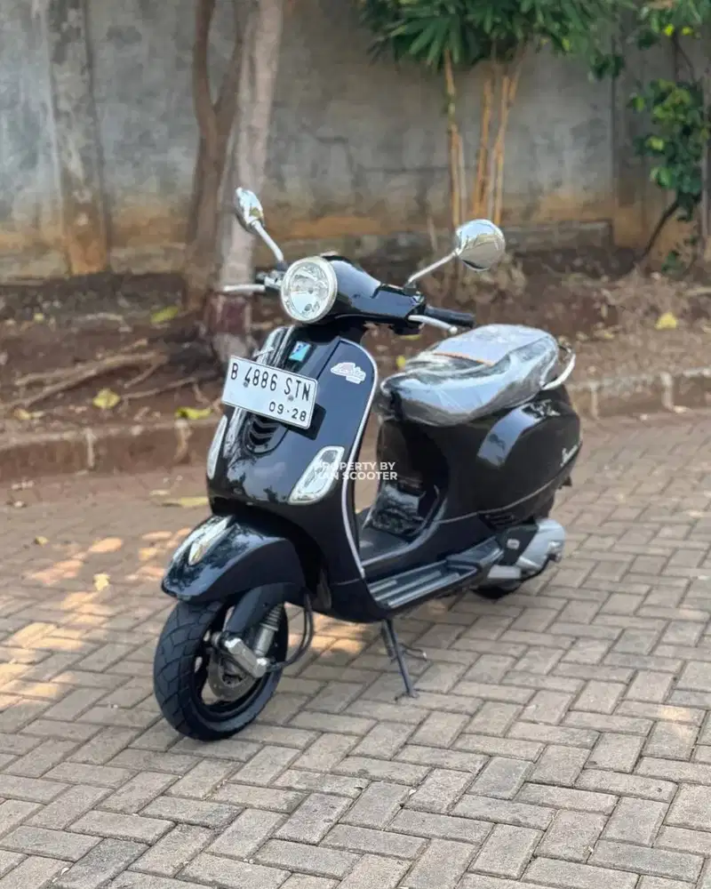 VESPA LX 125 iGET 2018 TERMURAH