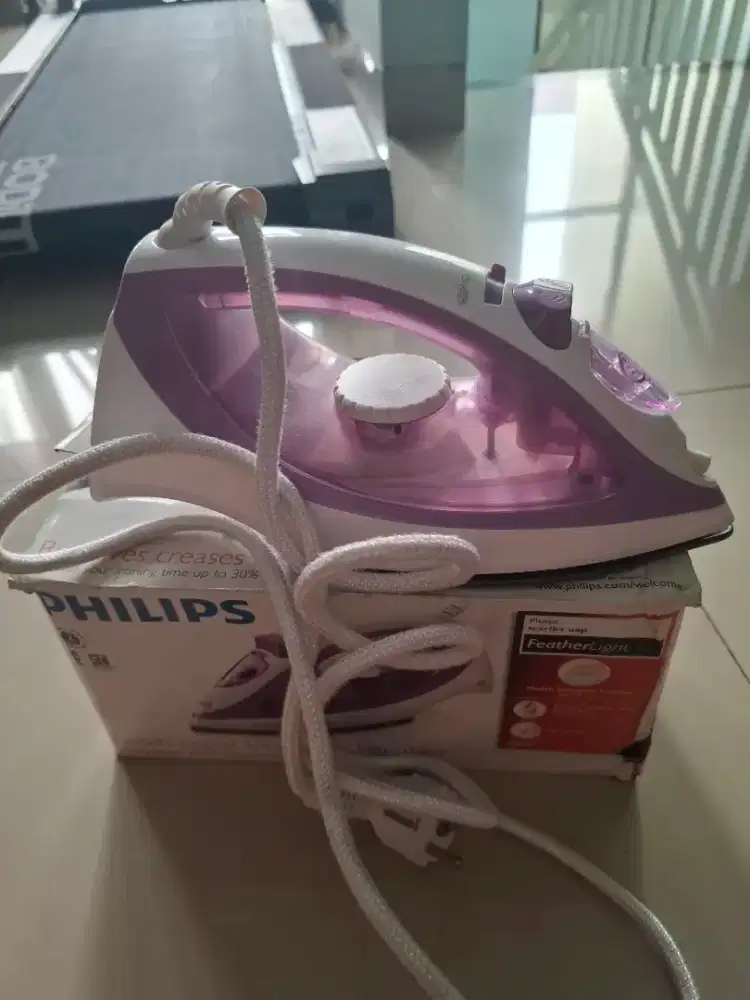 Seterika philips feather light