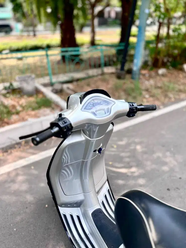 vespa sprint iget abs 2019 murah