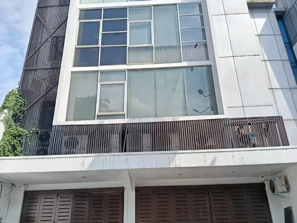 DIJUAL gedung Prime location, strategis, cocok untuk office, cafe, resto, bank, di jaksel