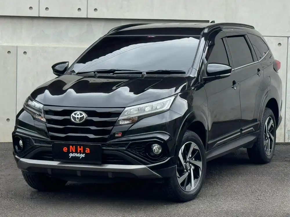 KM 7rb.. All New Toyota RUSH GR SPORT 1.5 A/T 2025.. eNHa garage SMG.