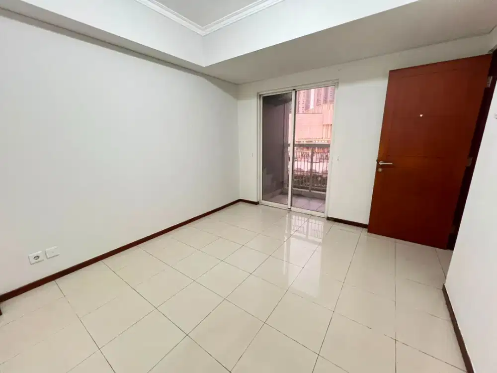 Disewakan Apartemen Royal Medit Best View & Connected Mall Central Park di Tanjung Duren Jakarta Barat
