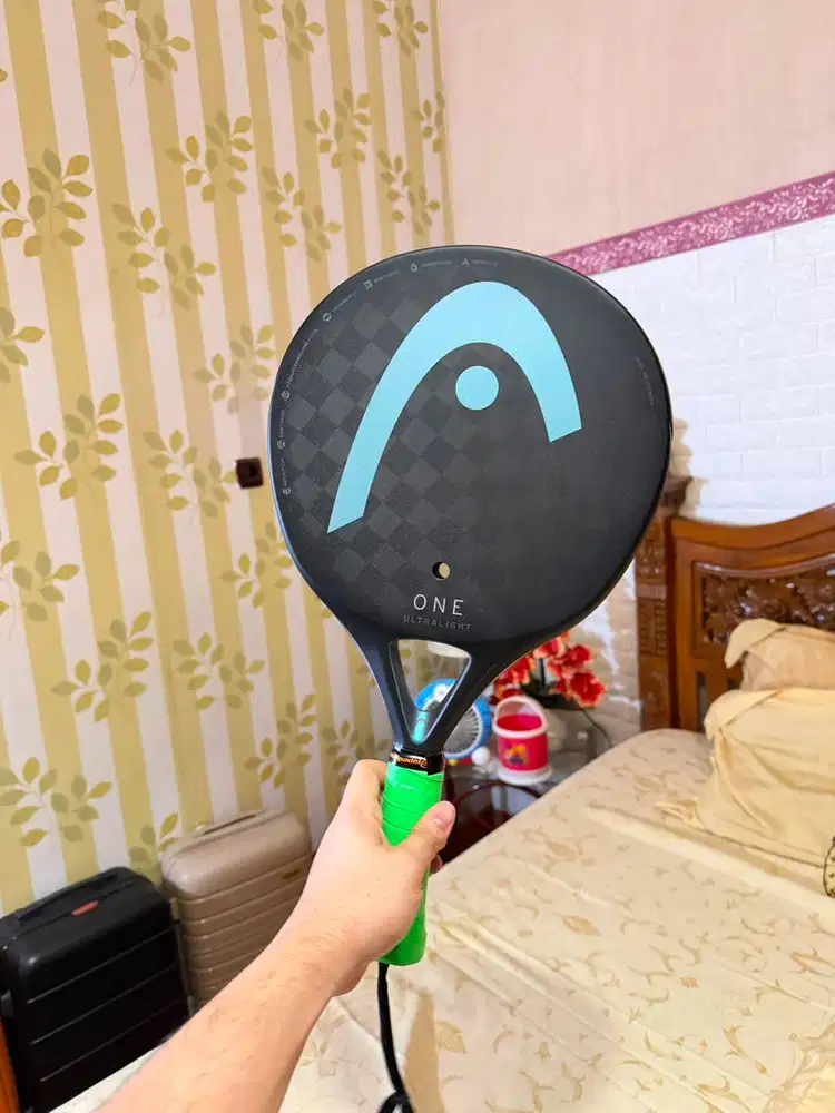 Raket Padel Head One Ultralight ( Hitam ) Like new