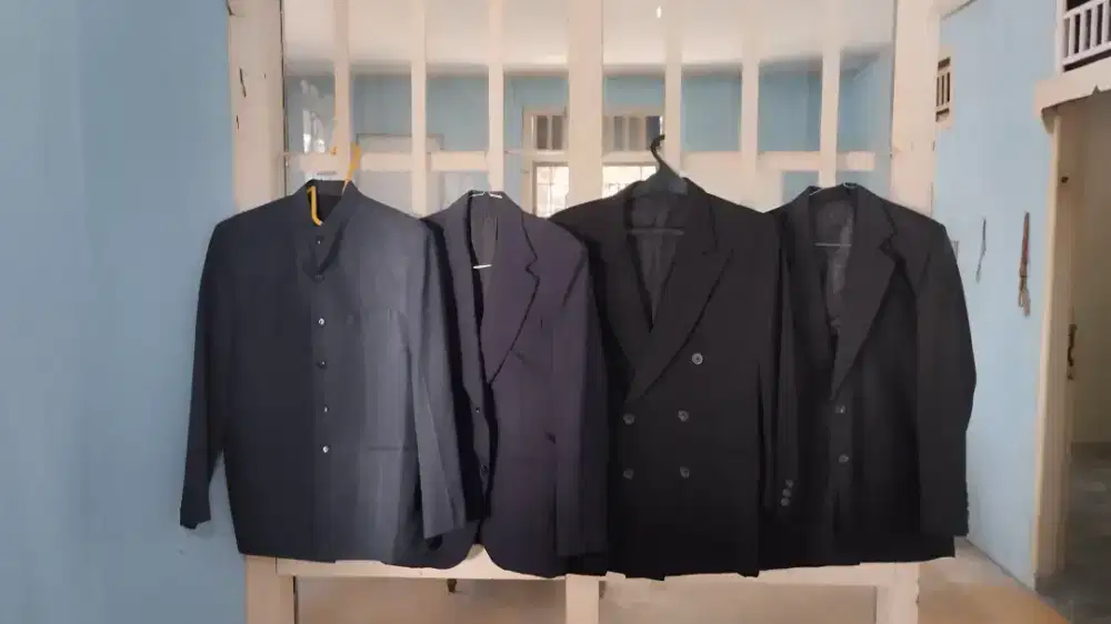 Baju Jas bekas masih sangat layak