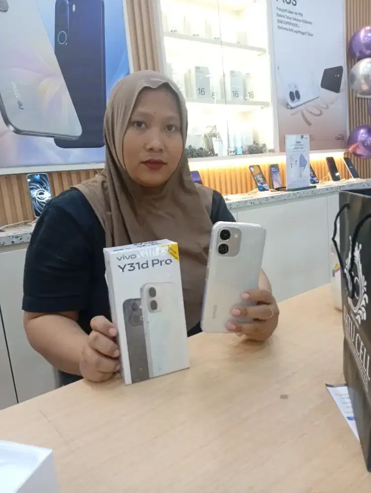 PROMO MENARIK HANDPHONE