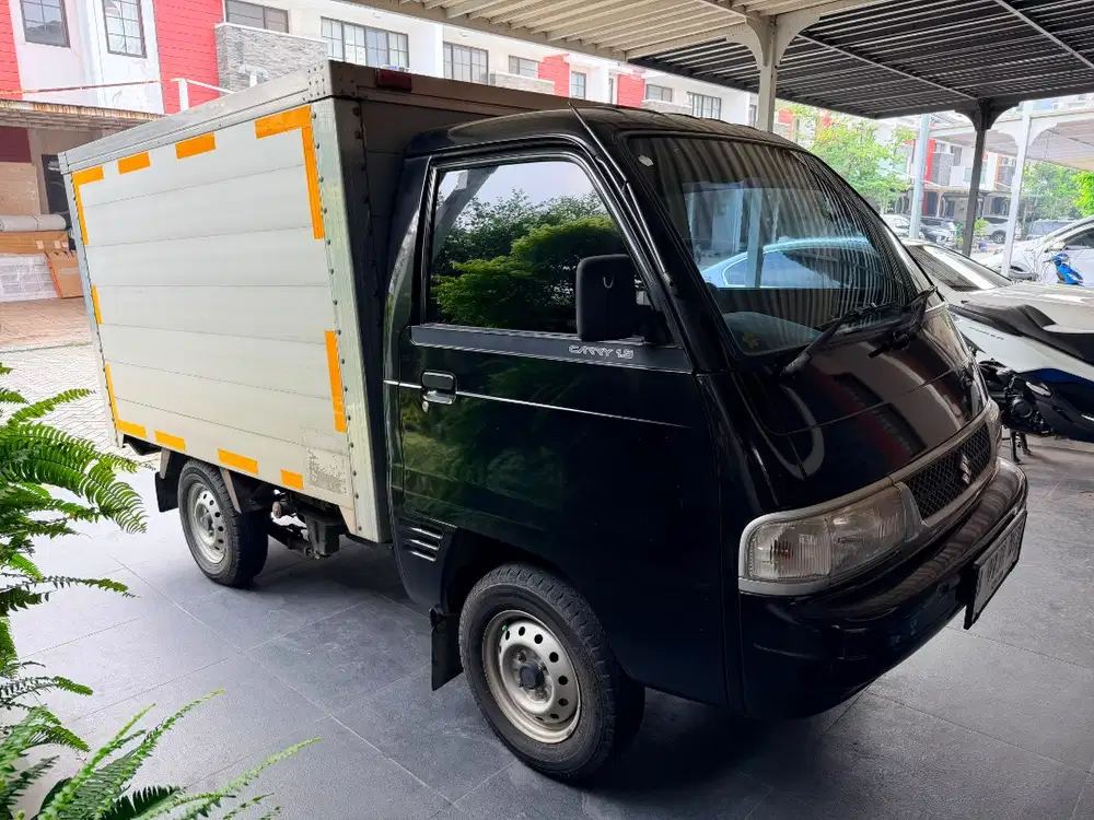 Suzuki carry box th 2013 (hitam )