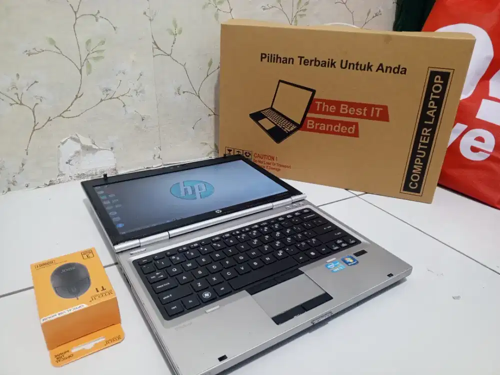Di Jual Cepat Laptop HP Elitebook, core i5 ram 8 GB, normal